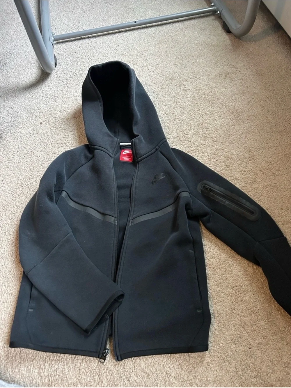 Nike Men’s Black Hooded Performance Jacket